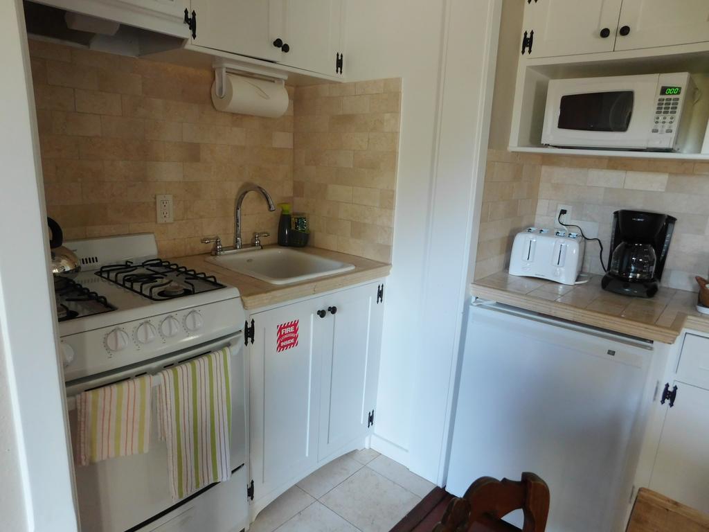 Lincoln Green Inn Carmel-by-the-Sea Ngoại thất bức ảnh