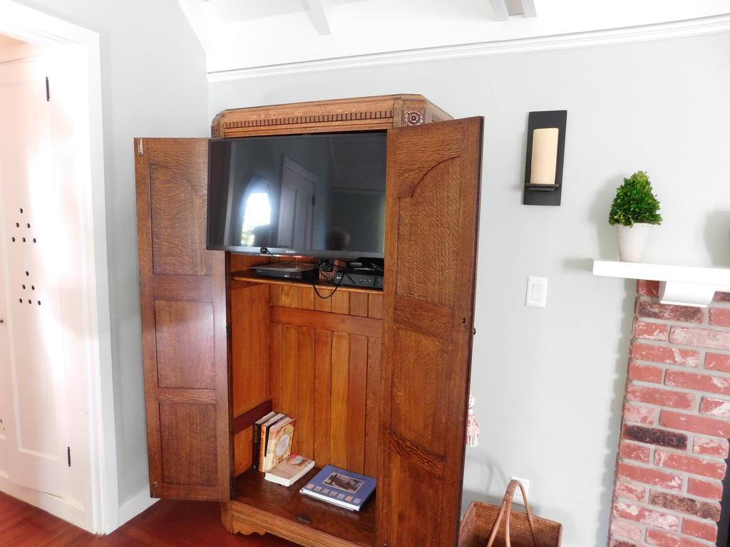 Lincoln Green Inn Carmel-by-the-Sea Ngoại thất bức ảnh